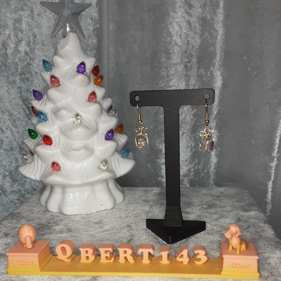 Handmade Earring STAND 3d Printed Black - Picture 3 of 7